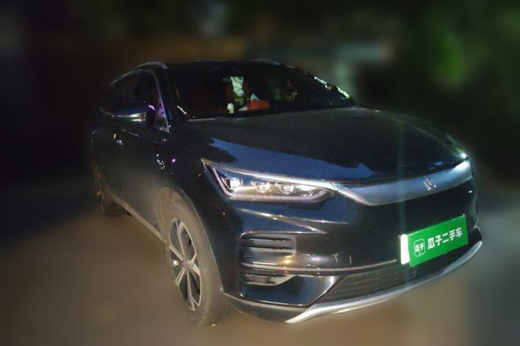 Used BYD Tang New Energy 2022 EV 730KM Luxury Model Front Right 45 Deg