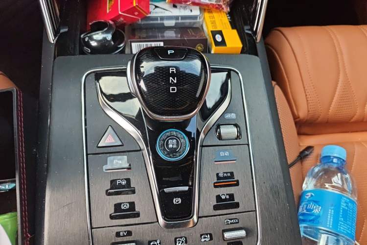 Used BYD Tang New Energy 2022 DM-p 215KM Four-Wheel Drive Flagship Model Gear Lever