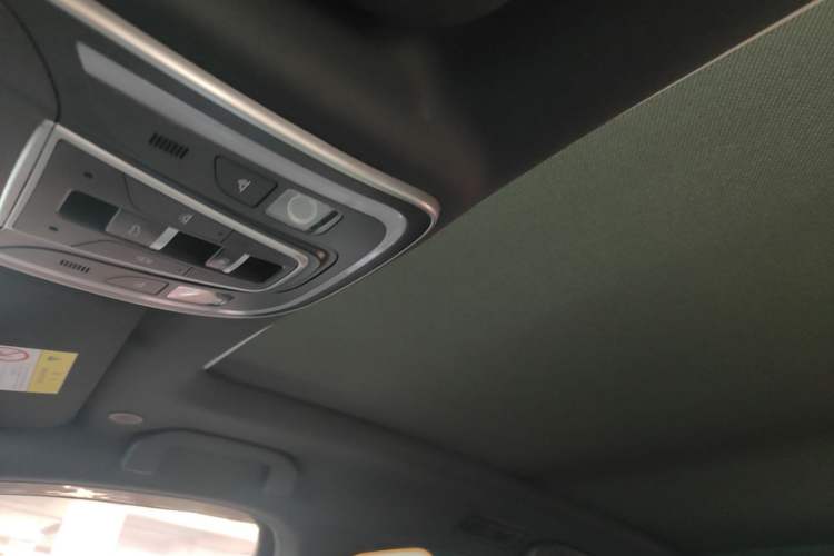Used BYD Tang New Energy 2022 EV 635 km All-Wheel-Drive Flagship Model Headliner