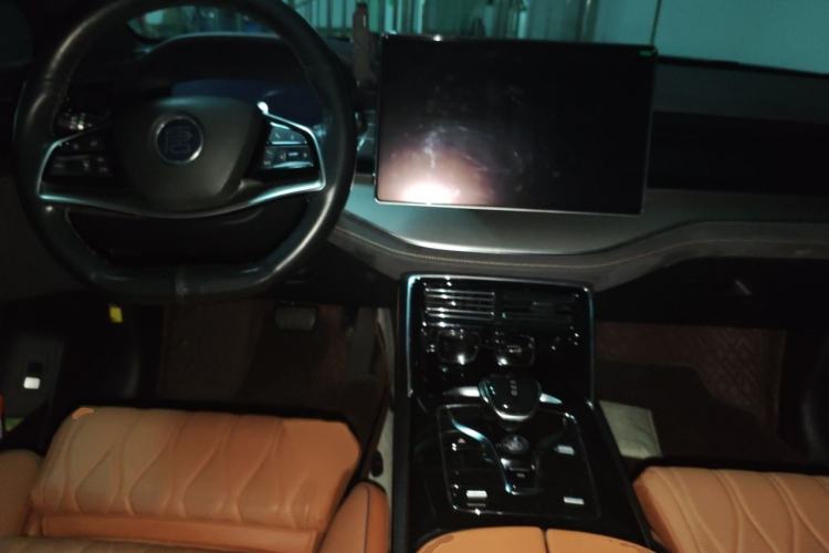 Used BYD Tang New Energy 2022 DM-p 215KM Four-Wheel Drive Flagship Model Interior 2