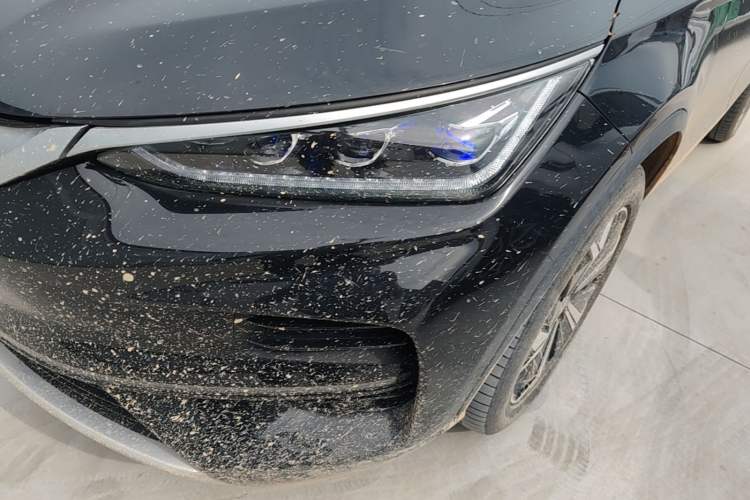 Used BYD Tang New Energy 2022 EV 730KM Luxury Model Left Front Headlight