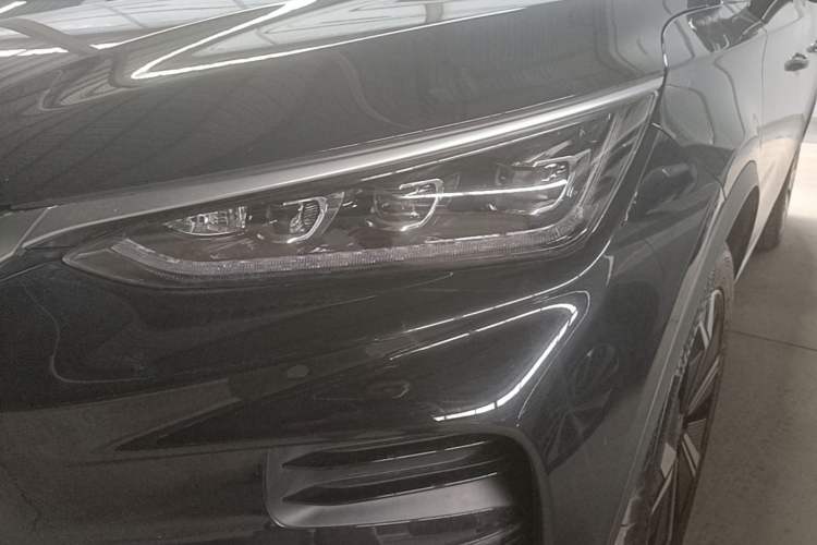 Used BYD Tang New Energy 2022 EV 730KM Luxury Model Left Front Headlight