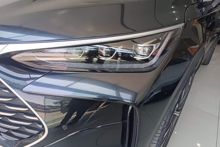 Used BYD Tang New Energy 2022 DM-p 215KM Four-Wheel Drive Flagship Model Left Front Headlight