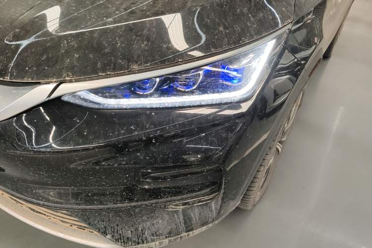 Used BYD Tang New Energy 2022 EV 635 km All-Wheel-Drive Flagship Model Left Front Headlight