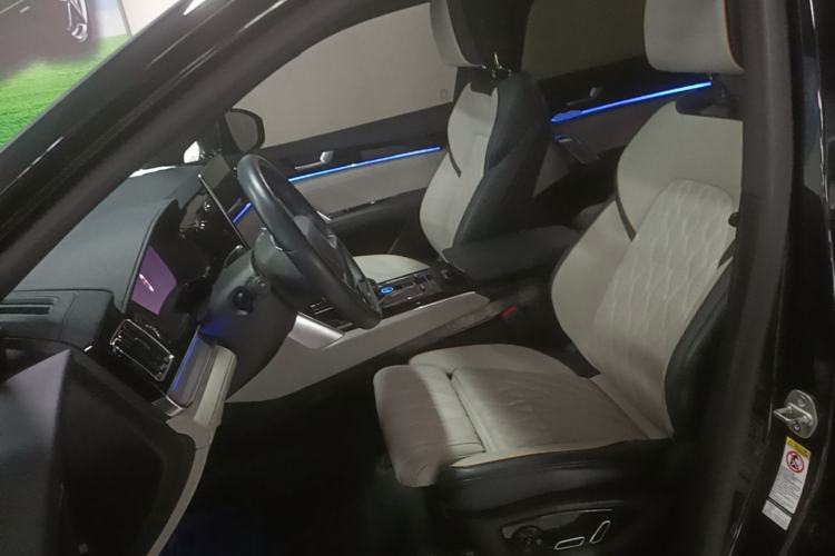 Used BYD Tang New Energy 2022 EV 730KM Luxury Model Left Front Seat