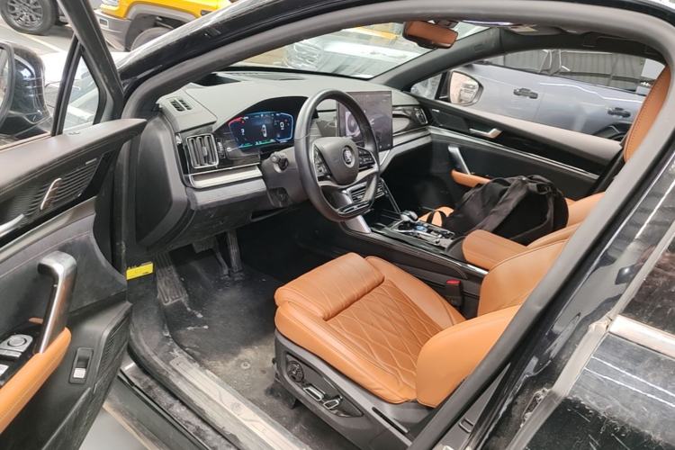 Used BYD Tang New Energy 2022 EV 635 km All-Wheel-Drive Flagship Model Left Front Seat