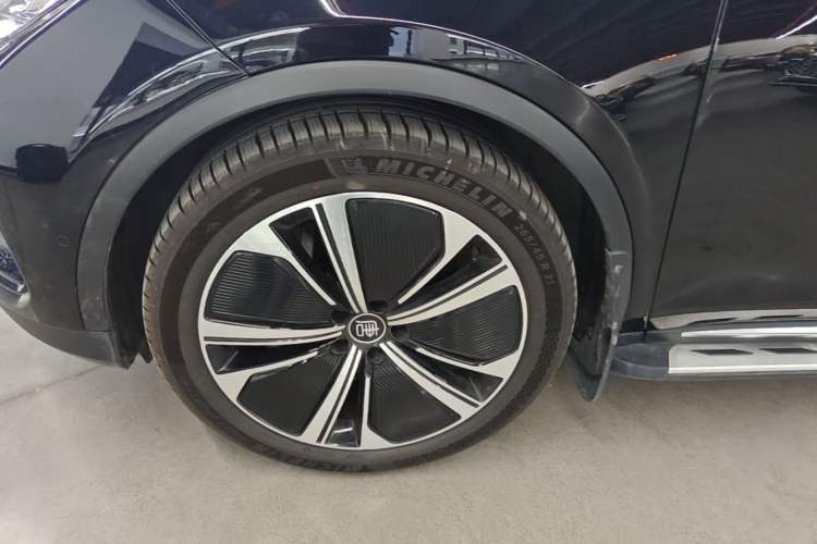 Used BYD Tang New Energy 2022 DM-p 215KM Four-Wheel Drive Flagship Model Left Front Wheel Hub