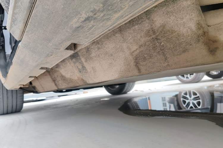 Used BYD Tang New Energy 2022 EV 730KM Luxury Model Left Side Sill
