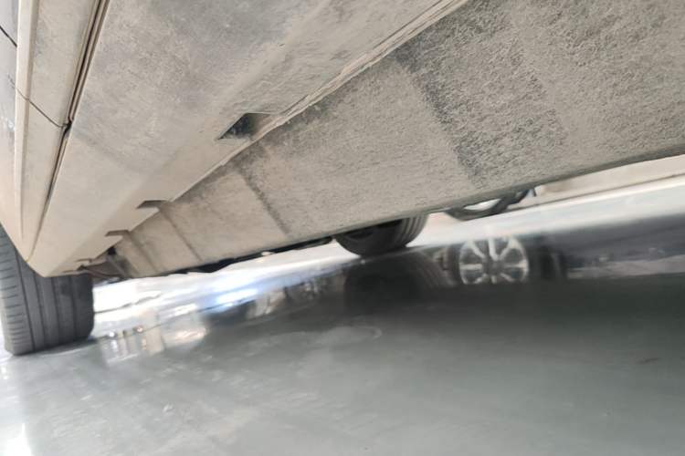 Used BYD Tang New Energy 2022 EV 635 km All-Wheel-Drive Flagship Model Left Side Sill