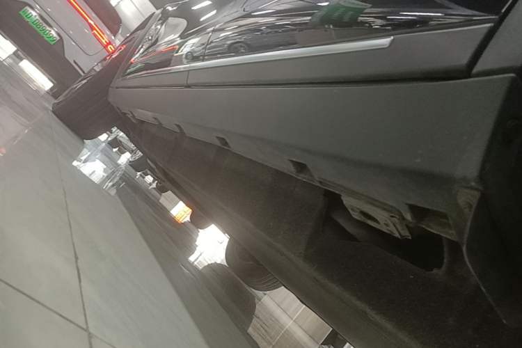 Used BYD Tang New Energy 2022 EV 730KM Luxury Model Left Side Sill
