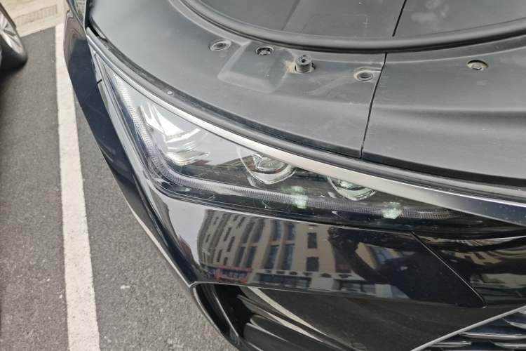 Used BYD Tang New Energy 2022 DM-p 215 km All-Wheel-Drive Deluxe Model Right Front Headlight
