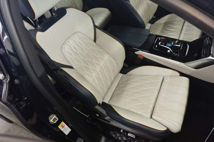 Used BYD Tang New Energy 2022 DM-p 215KM Four-Wheel Drive Flagship Model Right Front Seat