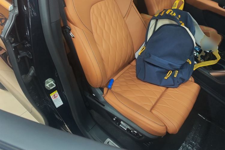 Used BYD Tang New Energy 2022 EV 730KM Luxury Model Right Front Seat