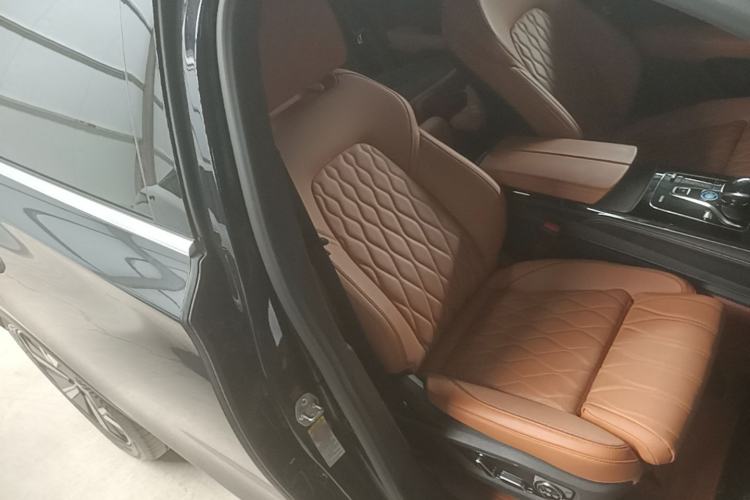 Used BYD Tang New Energy 2022 EV 730KM Luxury Model Right Front Seat
