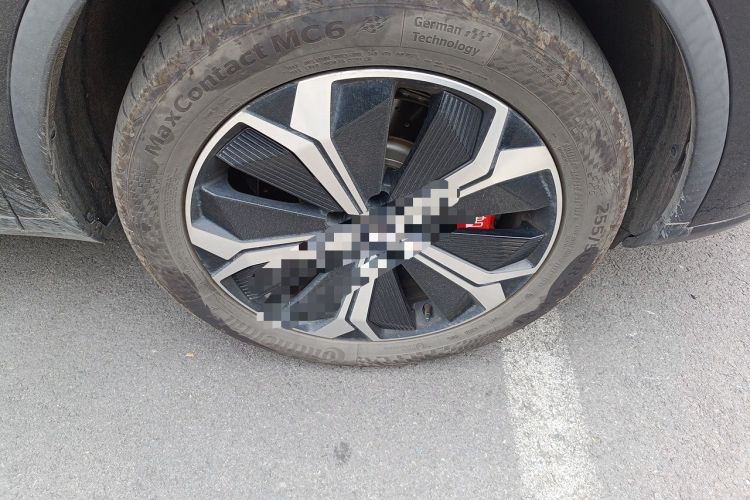 Used BYD Tang New Energy 2022 EV 730KM Luxury Model Right Front Wheel Hub