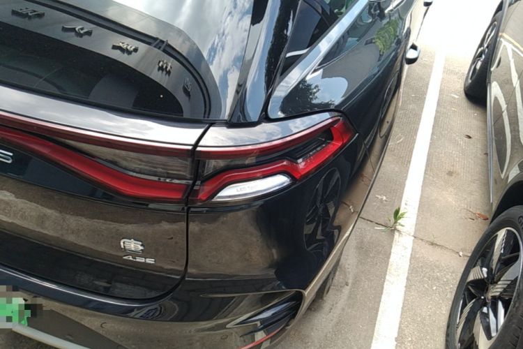 Used BYD Tang New Energy 2022 DM-p 215 km All-Wheel-Drive Deluxe Model Right Rear Taillight