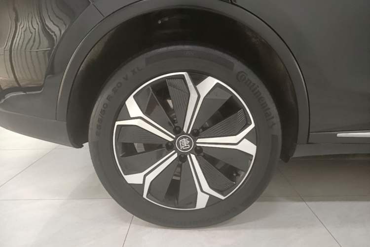 Used BYD Tang New Energy 2022 EV 730KM Luxury Model Right Rear Wheel Hub