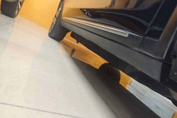 Used BYD Tang New Energy 2022 EV 730KM Luxury Model Right Side Sill