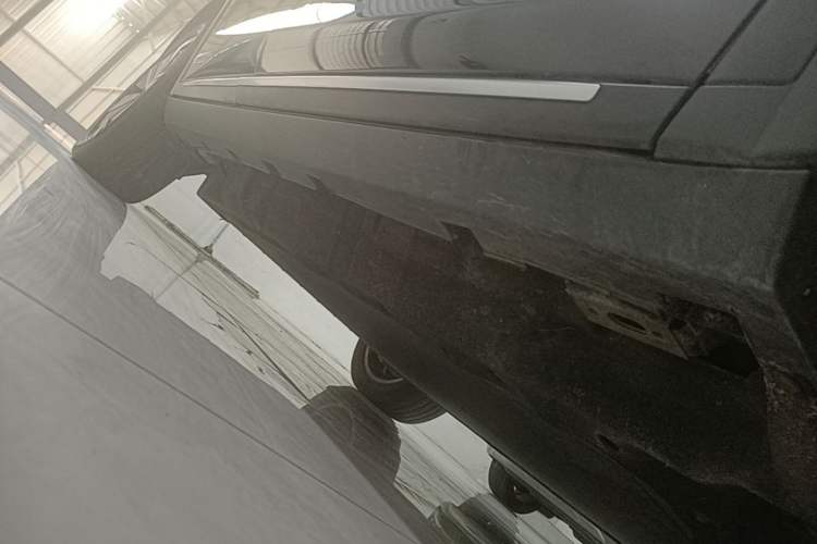Used BYD Tang New Energy 2022 EV 730KM Luxury Model Right Side Sill