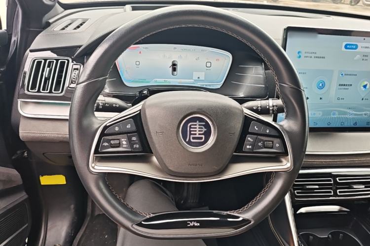 Used BYD Tang New Energy 2022 DM-p 215 km All-Wheel-Drive Deluxe Model Steering Wheel