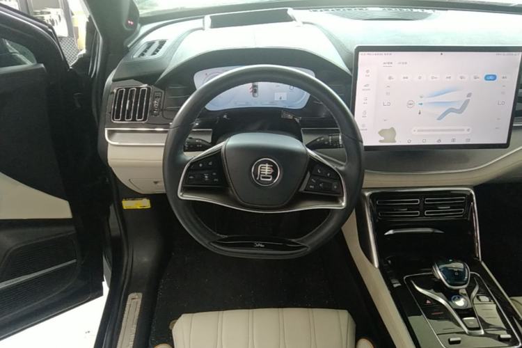 Used BYD Tang New Energy 2022 DM-p 215KM Four-Wheel Drive Flagship Model Steering Wheel