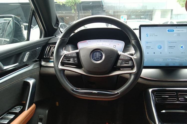 Used BYD Tang New Energy 2022 DM-p 215 km All-Wheel-Drive Deluxe Model Steering Wheel