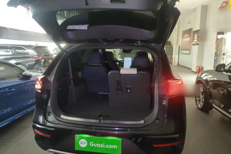 Used BYD Tang New Energy 2022 EV 635 km All-Wheel-Drive Flagship Model Trunk