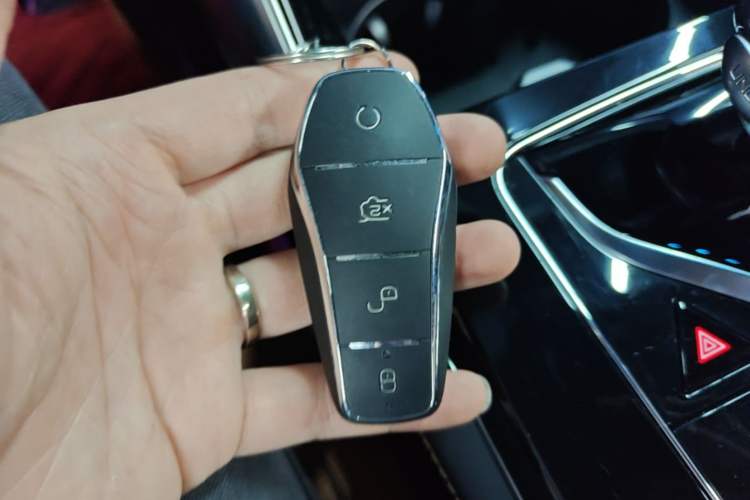 Used BYD Tang New Energy 2022 DM-p 215KM Four-Wheel Drive Flagship Model Vehicle Key