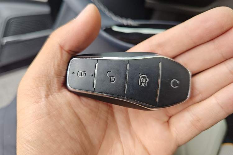 Used BYD Tang New Energy 2022 DM-p 215 km All-Wheel-Drive Deluxe Model Vehicle Key