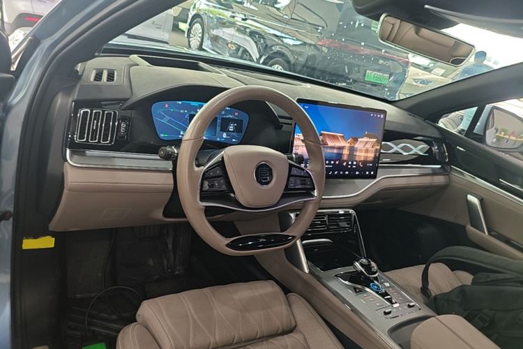 Used BYD Tang New Energy 2022 DM-p 215KM Four-Wheel Drive Flagship Model Center Console