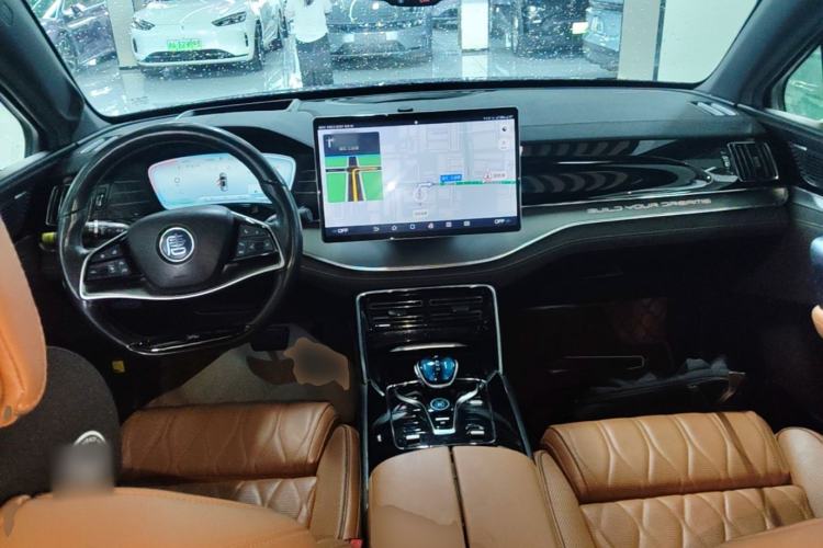 Used BYD Tang New Energy 2022 EV 635 km All-Wheel-Drive Flagship Model Center Console