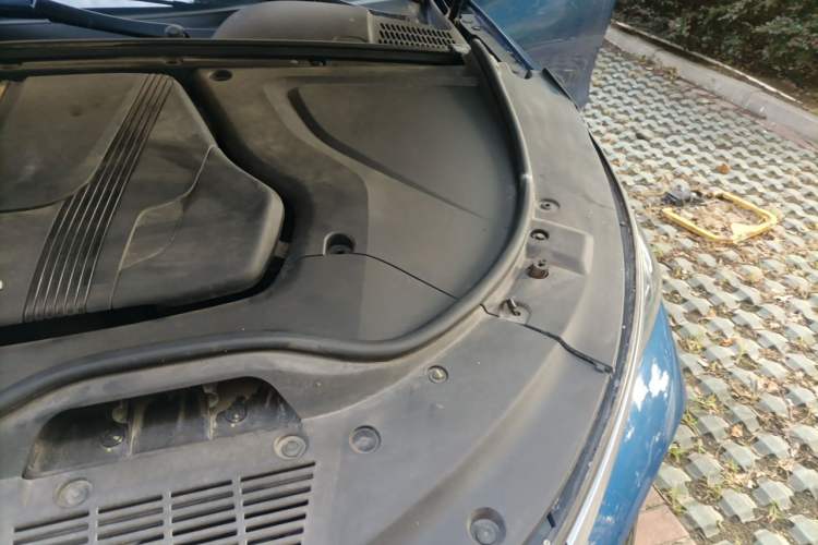 Used BYD Tang New Energy 2022 DM-p 215 km All-Wheel-Drive Deluxe Model Engine Bay Left