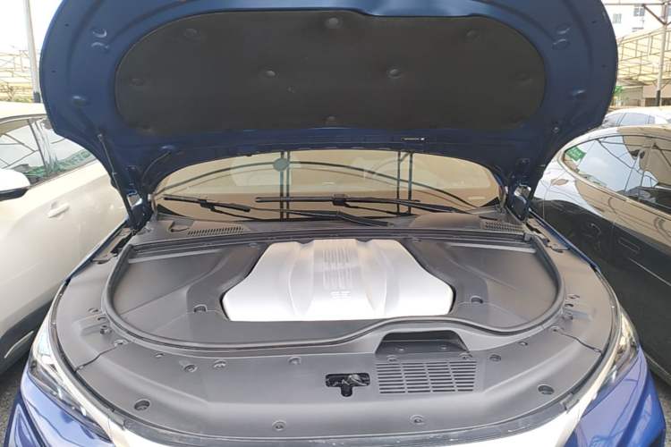 Used BYD Tang New Energy 2022 EV 635 km All-Wheel-Drive Flagship Model Engine Bay