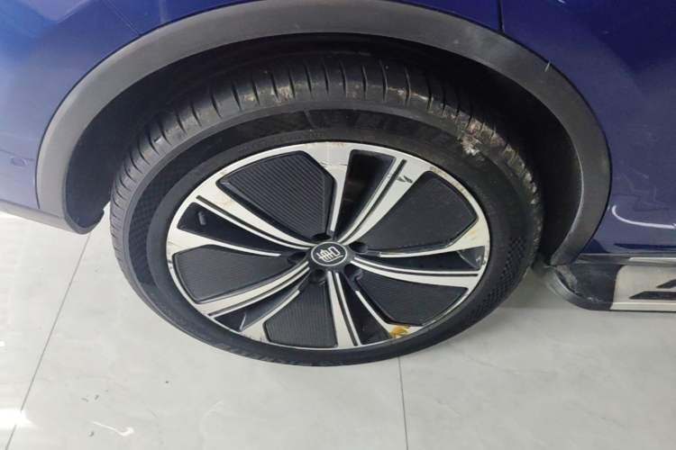 Used BYD Tang New Energy 2022 EV 635 km All-Wheel-Drive Flagship Model Exterior 5
