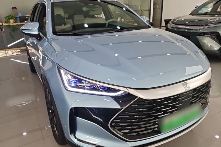 Used BYD Tang New Energy 2022 DM-p 215KM Four-Wheel Drive Flagship Model Front Right 45 Deg