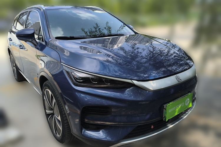 Used BYD Tang New Energy 2022 EV 635 km All-Wheel-Drive Flagship Model Front Right 45 Deg