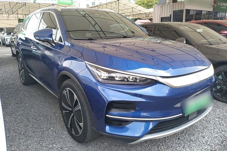 Used BYD Tang New Energy 2022 EV 635 km All-Wheel-Drive Flagship Model Front Right 45 Deg