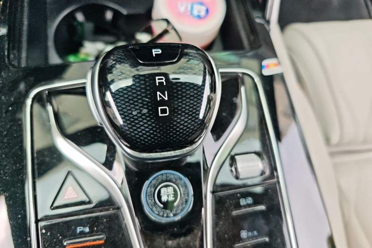 Used BYD Tang New Energy 2022 DM-p 215KM Four-Wheel Drive Flagship Model Gear Lever