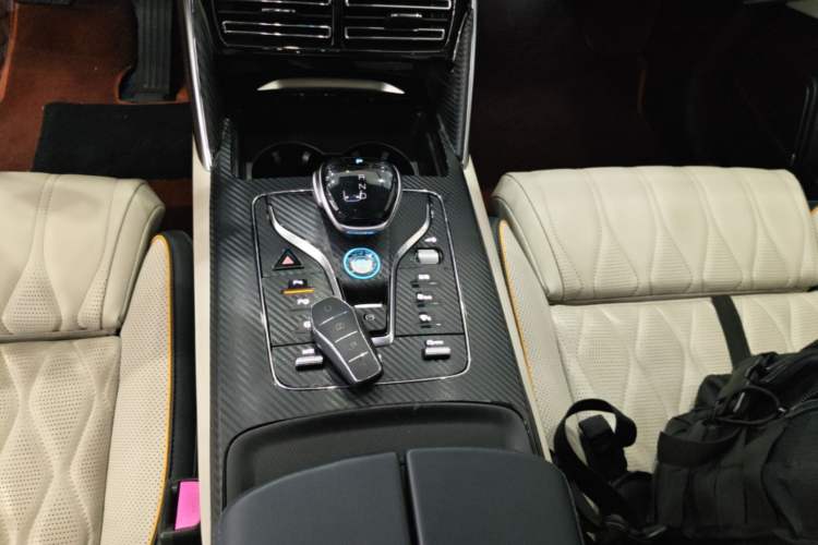 Used BYD Tang New Energy 2022 EV 635 km All-Wheel-Drive Flagship Model Gear Lever