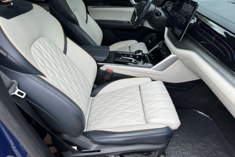Used BYD Tang New Energy 2022 DM-p 215KM Four-Wheel Drive Flagship Model Interior 11