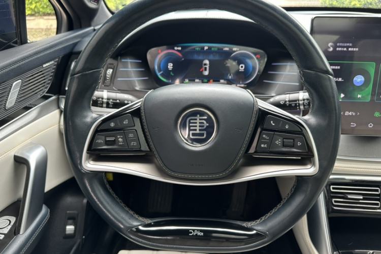 Used BYD Tang New Energy 2022 DM-p 215KM Four-Wheel Drive Flagship Model Interior 13