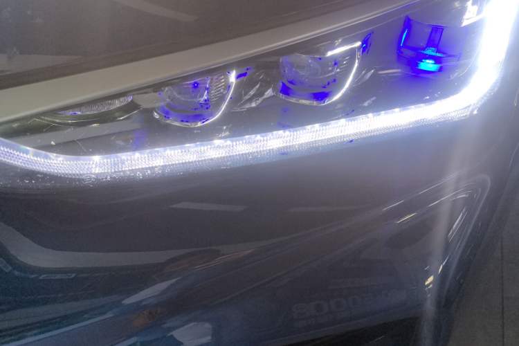 Used BYD Tang New Energy 2022 EV 635 km All-Wheel-Drive Flagship Model Left Front Headlight