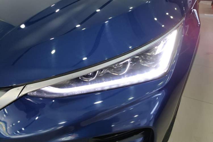 Used BYD Tang New Energy 2022 EV 635 km All-Wheel-Drive Flagship Model Left Front Headlight