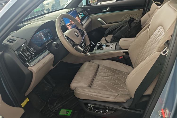 Used BYD Tang New Energy 2022 DM-p 215KM Four-Wheel Drive Flagship Model Left Front Seat