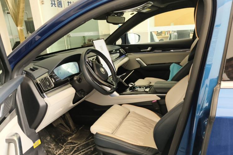 Used BYD Tang New Energy 2022 EV 635 km All-Wheel-Drive Flagship Model Left Front Seat