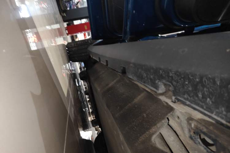 Used BYD Tang New Energy 2022 EV 635 km All-Wheel-Drive Flagship Model Left Side Sill