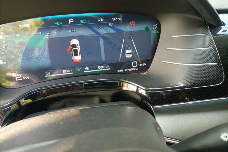 Used BYD Tang New Energy 2022 DM-p 215 km All-Wheel-Drive Deluxe Model Odometer Close Up