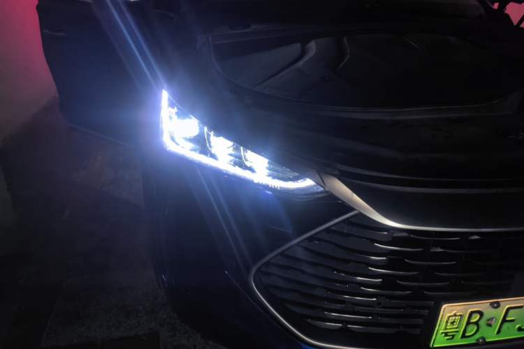 Used BYD Tang New Energy 2022 DM-p 215KM Four-Wheel Drive Flagship Model Right Front Headlight