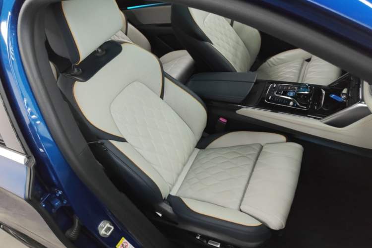 Used BYD Tang New Energy 2022 DM-p 215KM Four-Wheel Drive Flagship Model Right Front Seat