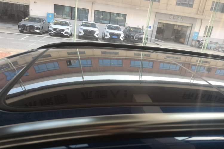 Used BYD Tang New Energy 2022 EV 635 km All-Wheel-Drive Flagship Model Roof